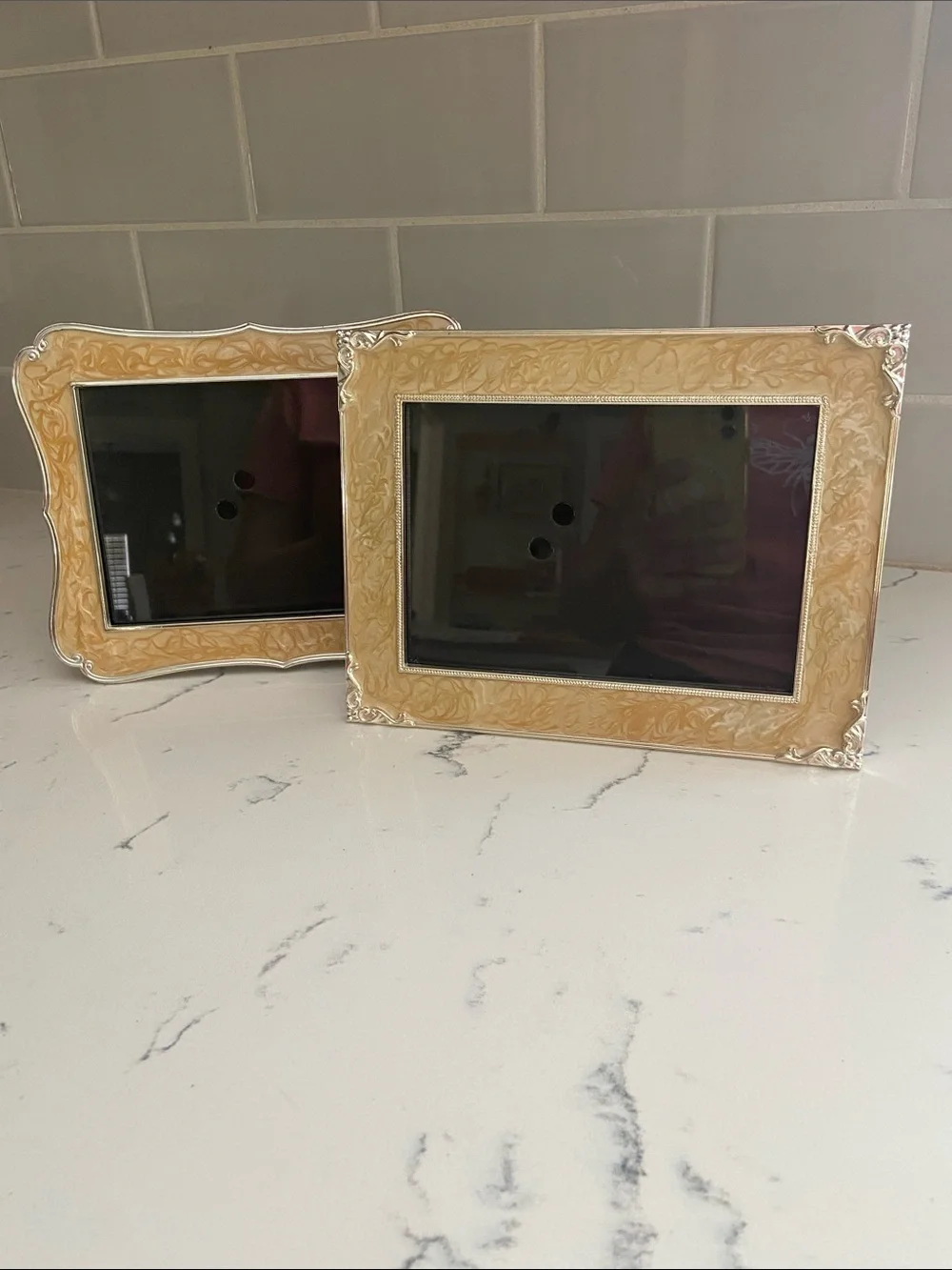 Set of 2 Decorative Marbled Picture Frames 4x6 Cream Silver Scroll Frames